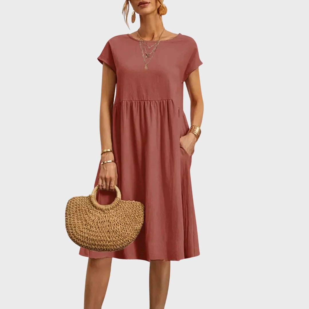 Ankica - Vestido simples com bolsos