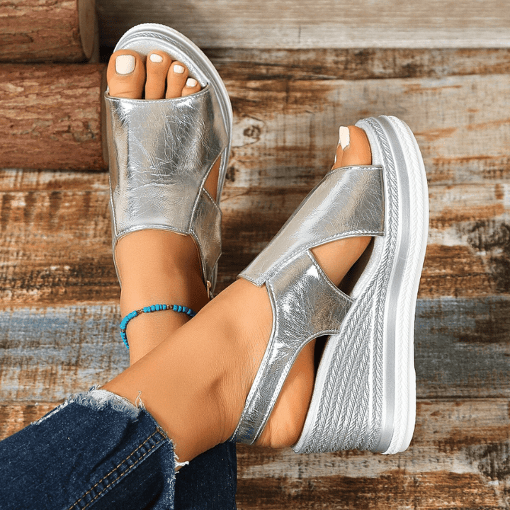 Baylie - Sandálias Estilosas Metálicas