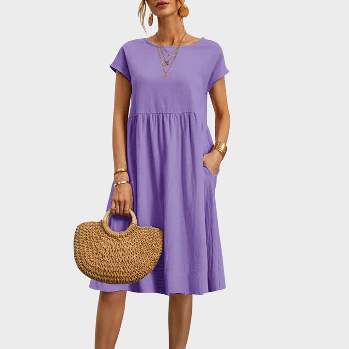 Ankica - Vestido simples com bolsos