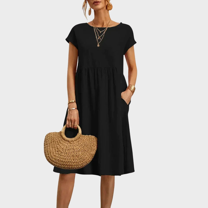 Ankica - Vestido simples com bolsos