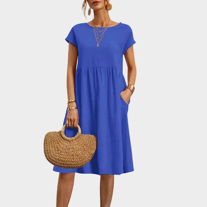 Ankica - Vestido simples com bolsos
