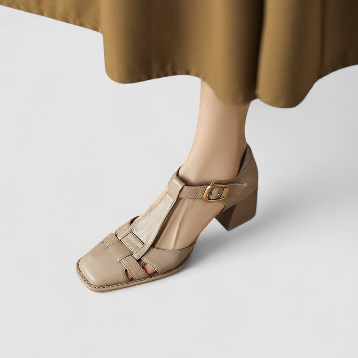 Scarlett – Sandálias ortopédicas T-Strap com blocos