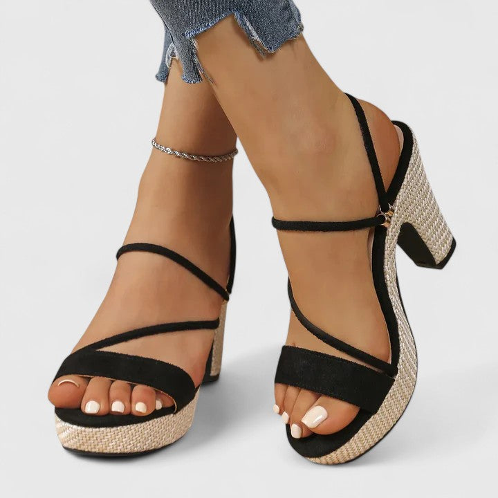 Lorienna | Saltos Sofisticados