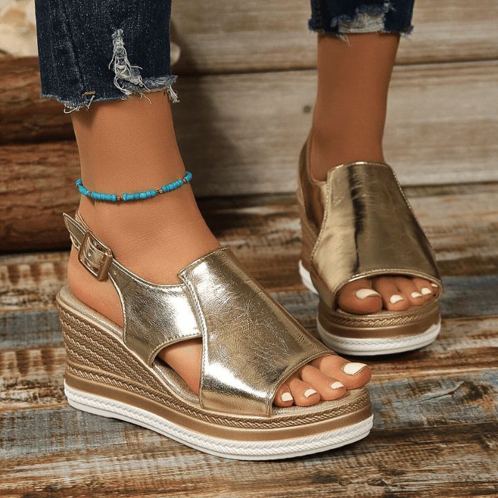 Baylie - Sandálias Estilosas Metálicas