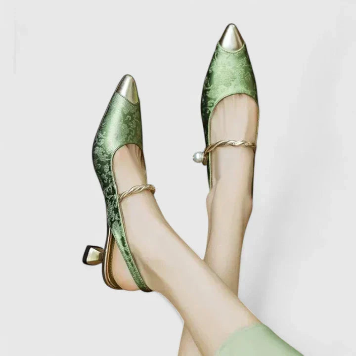 Annelie - Saltos Chic