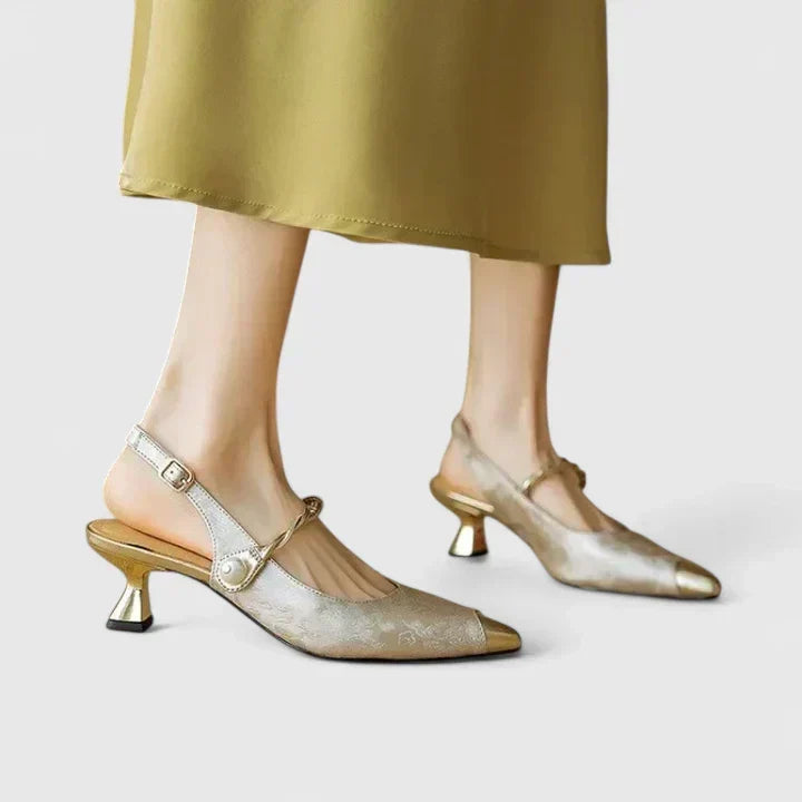 Annelie - Saltos Chic
