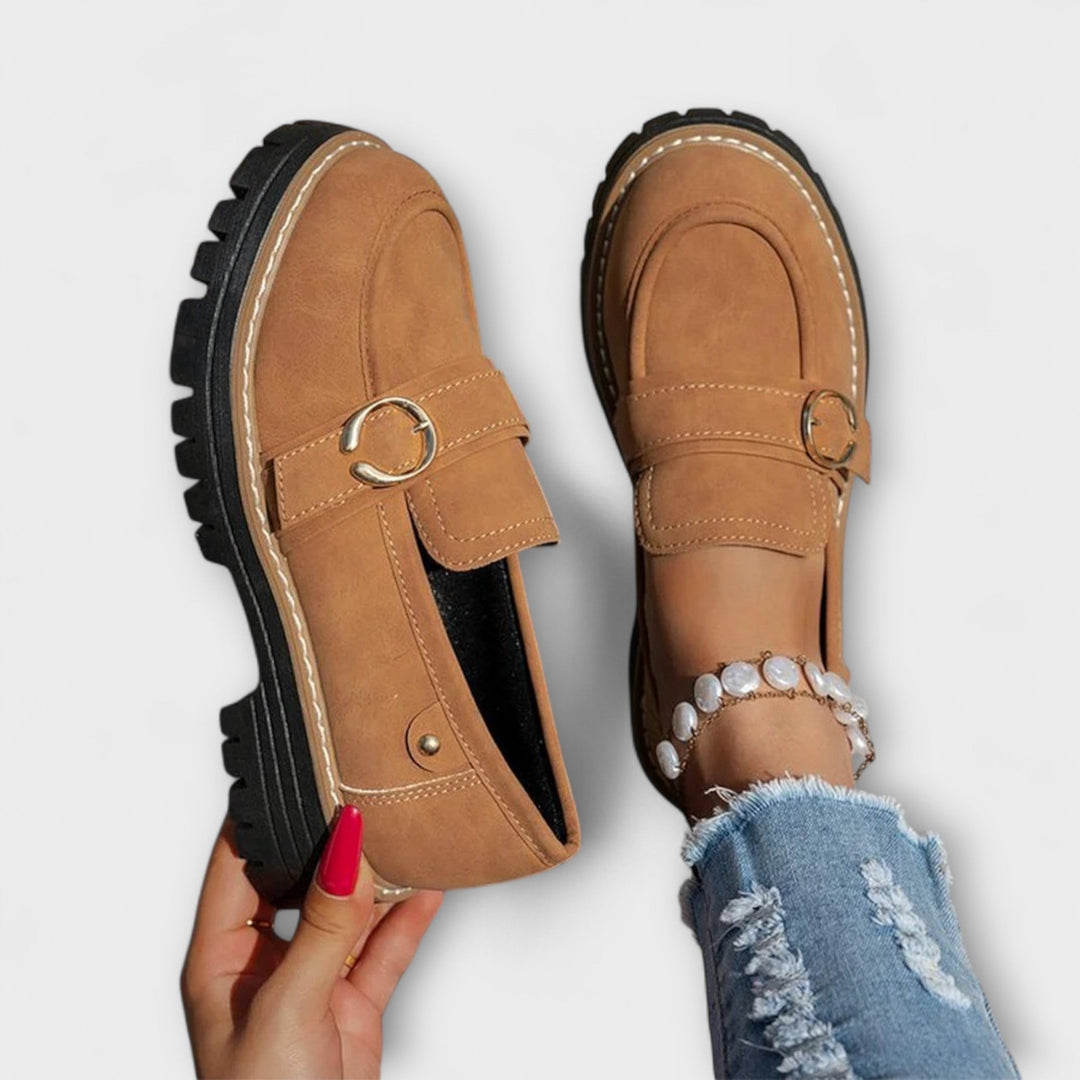Lora™ | Mocassins Casuais com Ponta Redonda